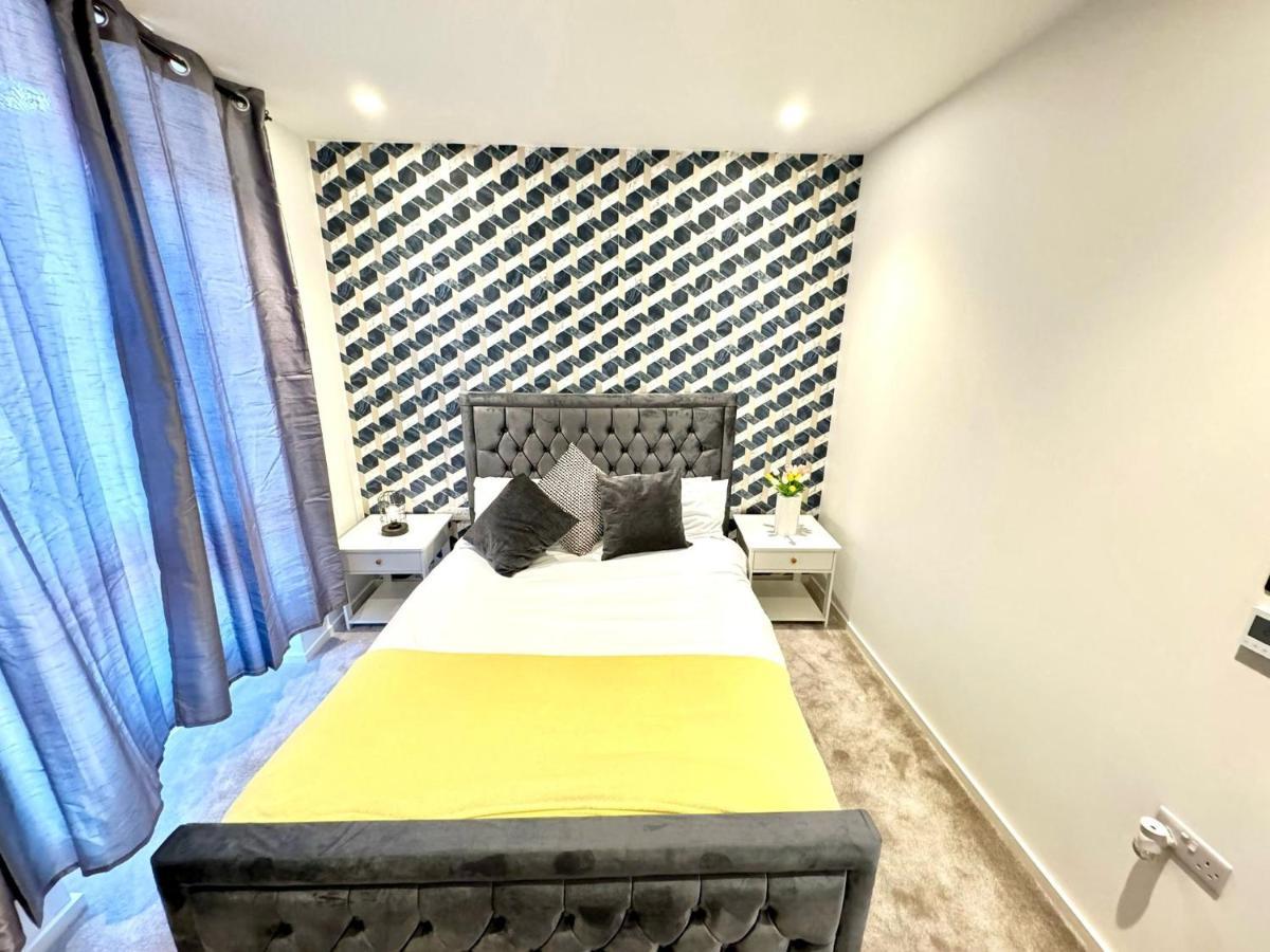 Apartament East Riverside Londra